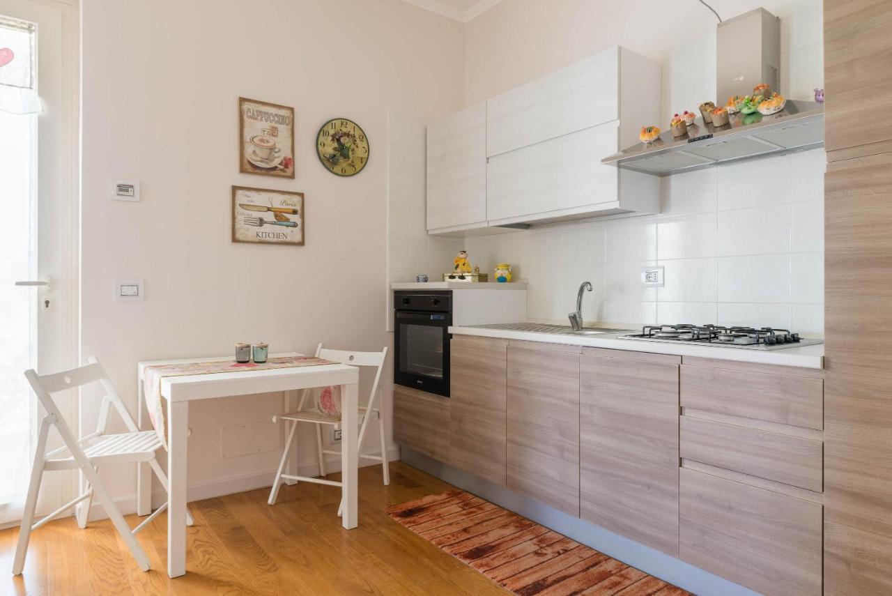 Casa Torre Di Specchio 2 Con Piscina Leilighet Bari Eksteriør bilde