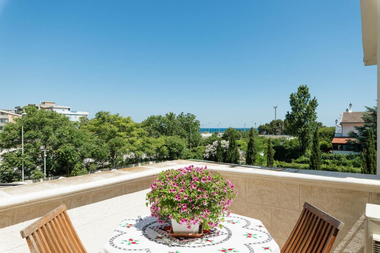 Casa Torre Di Specchio 2 Con Piscina Leilighet Bari Eksteriør bilde