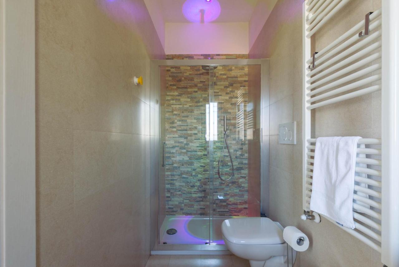 Casa Torre Di Specchio 2 Con Piscina Leilighet Bari Eksteriør bilde