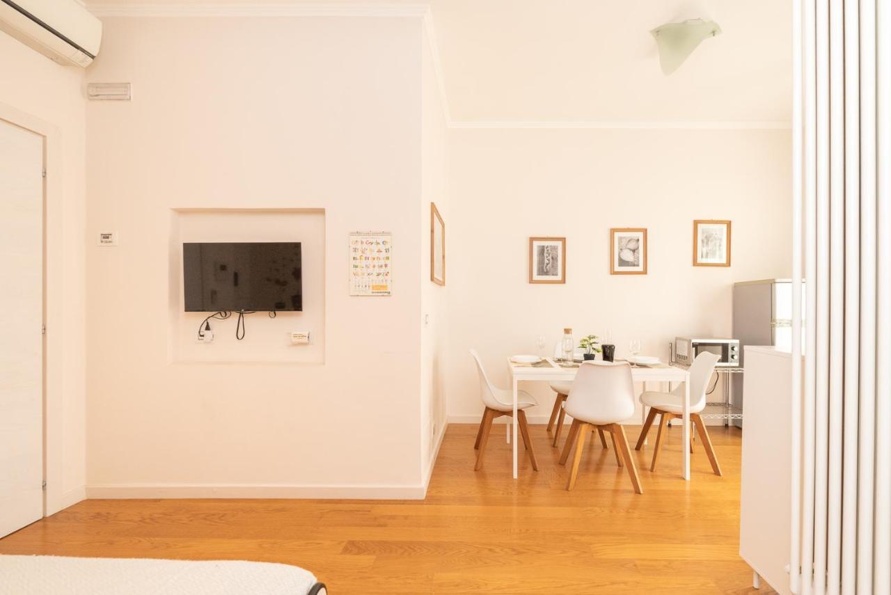 Casa Torre Di Specchio 2 Con Piscina Leilighet Bari Eksteriør bilde